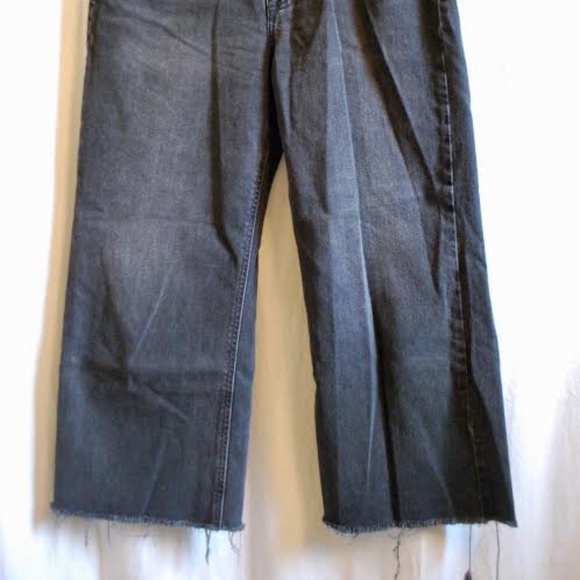 Black High Waisted Wide Leg Cropped Jeans - Picture 3 of 6